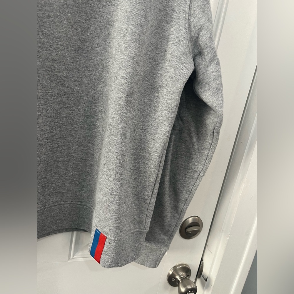 KULE THE RALEIGH PULLOVER LONG SLEEVE CREWNECK SWEATSHIRT TOP - Heather Grey SM - Picture 3 of 8